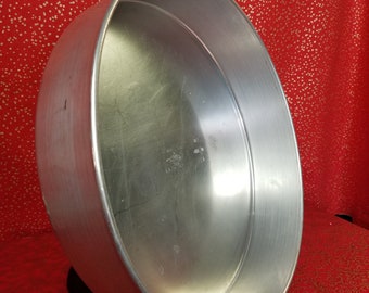 14 in diameter round heavyweight pan