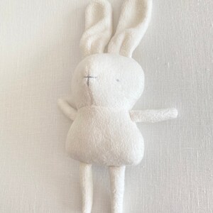 peluche lapin doux