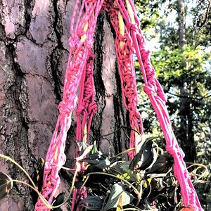 L Handmade Macramé Plant/ Pot Hanger/ Planter Heavy Duty Rich, Colorful, Fade and Mildew Resistant Indoor/Outdoor Handmade Adjustable Leng.