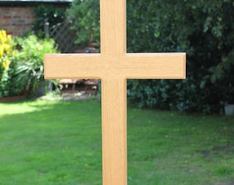 Cross in oak