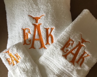 Monogrammed Towel Set Wedding Towels Collegiate Towel Set