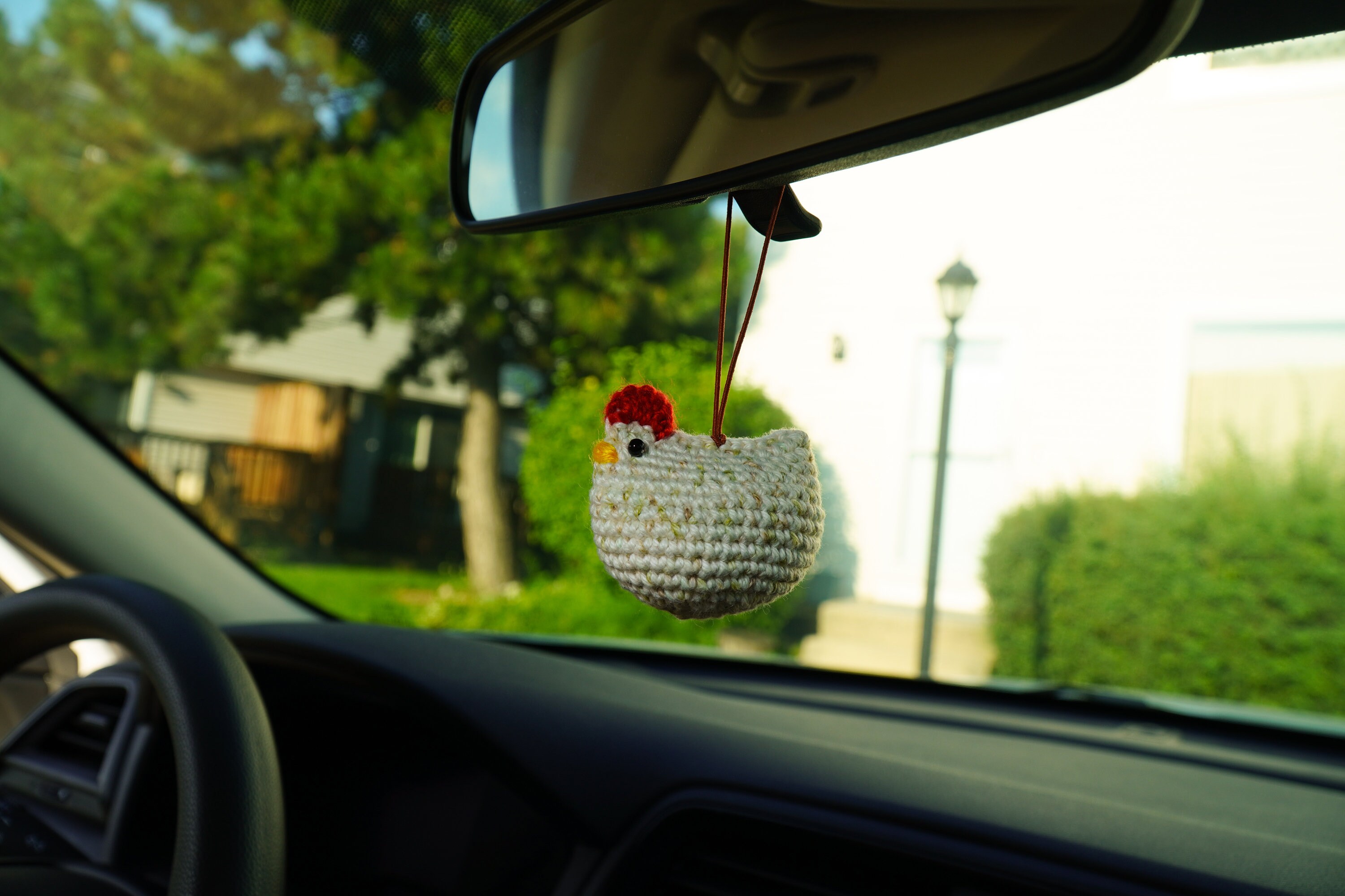 Chicken Figurine Car Rear View Mirror Hanging Car Decor 