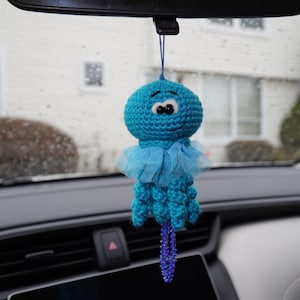 Pingente de medusa azul com contas penduradas tentáculos espelho retrovisor do carro pendurado decoração do carro