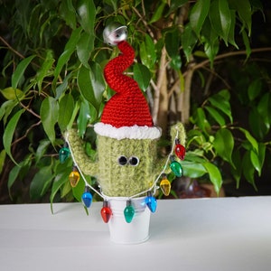 Merry Christmas Cactus figurine with Decorative Lights