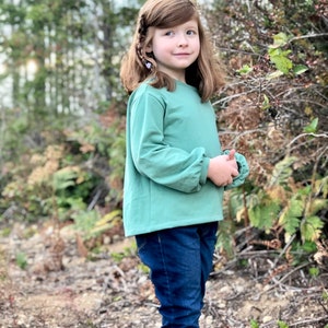 SMD Ilona Top PDF Sewing Pattern, girls sewing pattern, projector sewing pattern, children&#39;s sewing pattern, print sewing pattern