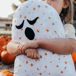 SMD Halloween Plush Sewing Pattern, Ghost Plush Sewing Pattern, PDF Pattern, PDF Sewing Pattern, Spooky Plush Sewing Pattern