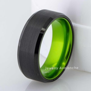 Black Beveled Tungsten Ring with Green-Anodized Aluminum Inlay Inner, 2-Tone Tungsten Carbide Wedding Band, Mens Aluminum Ring