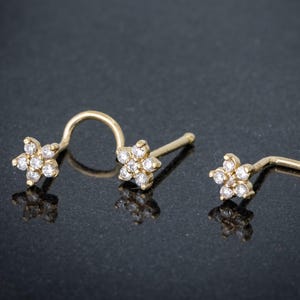 Solid 14K Gold Moissanite 20G Flower Nose Ring Stud, L-Shape, Ball-end, Nose Screw, Nose Ring, Nose Piercing Jewelry, 6-stone Nose Pin