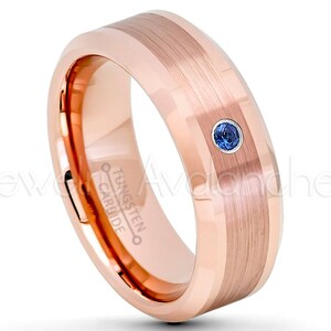 Roségouden wolfraamring, 0,07 kt blauwe saffierring, ring september geboortesteen, 8 mm afgeschuinde rand, comfortabele pasvorm wolfraam trouwring TN732BS