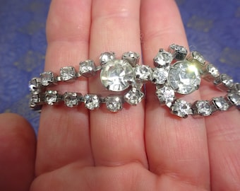 Vintage 1940s Rhinestone Tennis Bracelet,  Gift For Her, Wedding Gift, Fold-Over Clasp Closure, Pics