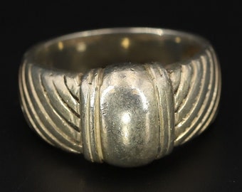 VTG Sterling Silver - Striped Tapered Band Ring Size 8 US- 5.5 Grams, Classic Sterling Ring, Sculpted Sterling, Pics