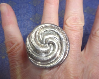 Extra Large Sterling Silver Brutalist Swirl Ring, OOAK, Artisan Ring, Size 6 US, Gift Her, All Pics
