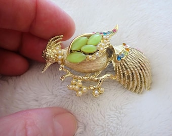 Vintage1950 Gold Plate Bird Brooch With Light Jade Feathers, Seed Pearls, And Gemstone, Antique Brooch Pin,  Holiday Brooch, Pics