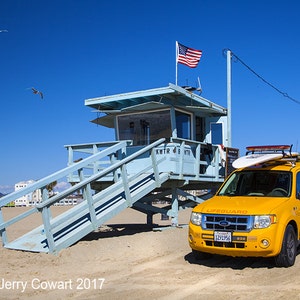 Lifeguard Stand Beach Photography, Lifeguard Stand Photo, Venice Beach California,  Lifeguard Stand Dorm Room Fine Art Photo