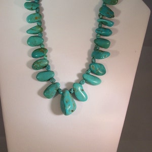 Genuine Arizona Turquoise Beads Graduated Drop Necklace 18&quot;  Vintage American Turquoise