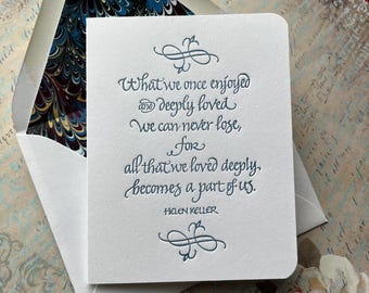 Tarjeta de condolencias... impresa en letra impresa, literaria y caligráfica.