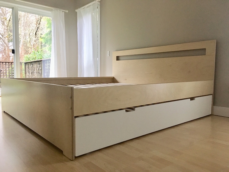 Hotel King Size Bed With 2 Twin Trundle Beds Underneath Hotel King Size Bed With 2 Twin, Twin To King Size Trundle Bed