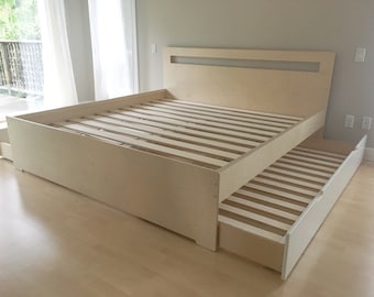 Tofino King-Size Bed with Twin Trundle Beds – Perfect for Versatile Living