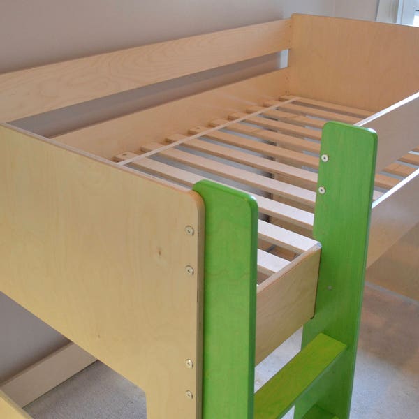 Low loft bed for up to 10" thick mattresses