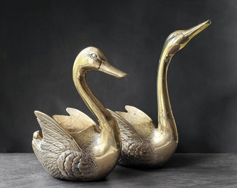Planter Bird Patina Container Feathers Brass Swan Made in Korea Etched