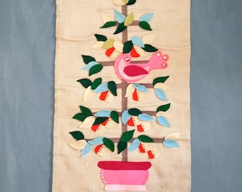 Burlap & Felt Appliqué Wall Hanging - Partridge in a Pear Tree - Vintage Holiday Decor