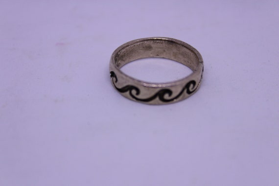 Sterling Silver Ring - Size 11 - Wave Pattern - 5… - image 1