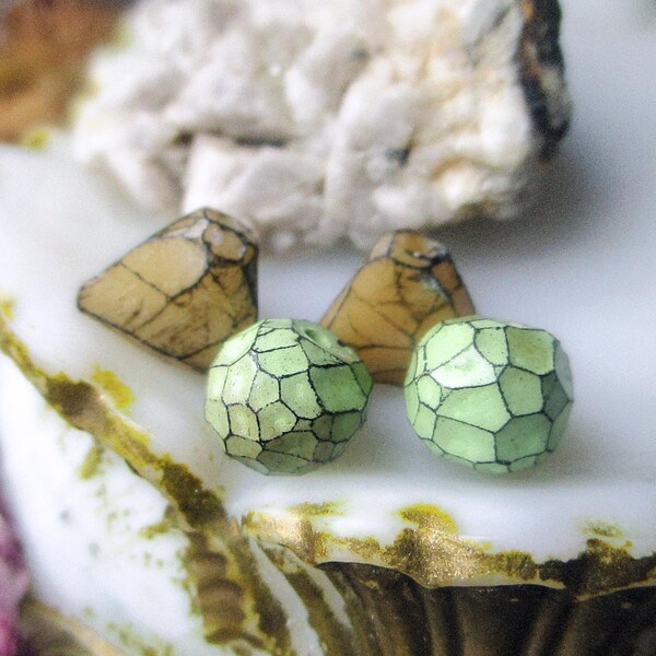 Faceted Polymer Clay Bead Set - 2 SMALL Rustic Pairs - Primitive Faceted Rounds + Faceted Pyramids - Perfect for Earrings - GLOW in the DARK