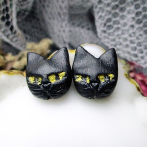 Handmade Polymer Clay Beads - 2 Rustic Primitive Cat Beads - Black Cats no. 8 - Kitty Cat Faces - Hand Sculpted Unique Kitties, Yellow Eyes