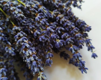 Dried French Lavender Natural Dark Blue - Bunch - Wedding Decoration - Rustic Bouquets - Wreaths