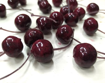 Fausses cerises : décoration de Noël rouge foncé, fournitures pour couronnes (Lot de 24)
