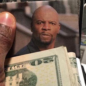 Terry Crews-fotokaart voor portemonnee - verspil geen geld - bespaar geld op de Terry Crews-manier!