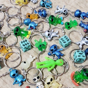 Alien Party Favor Key Chains or Necklaces - Bulk Buy Wholesale Bundle - Area 51 UFO Roswell Outer Space Twilight Zone