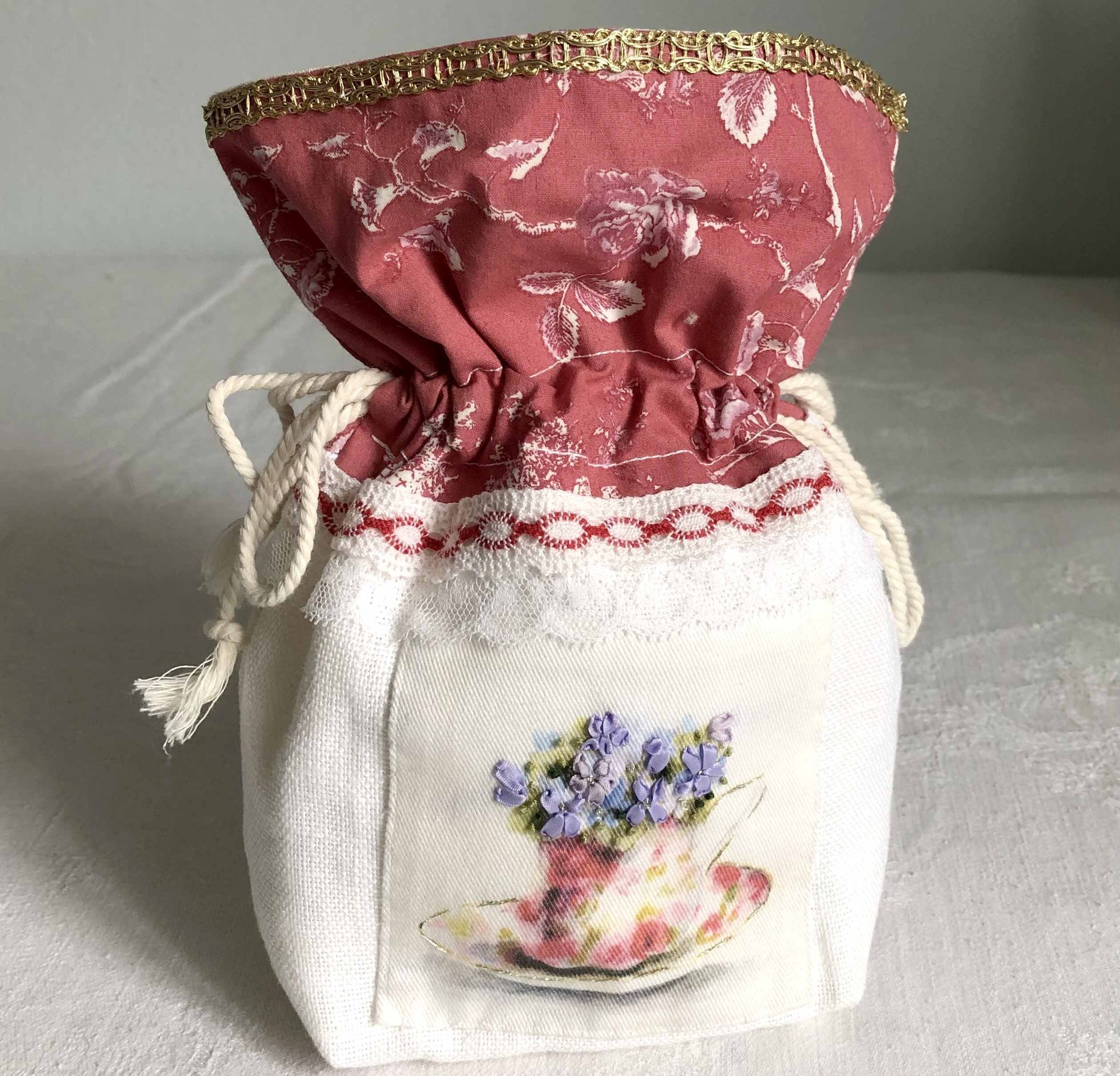 Pochon en Lin Blanc , Broderie Au Ruban, Petit Sac Liens Coulissants