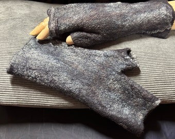 Grey black fingerless Felted Mittens