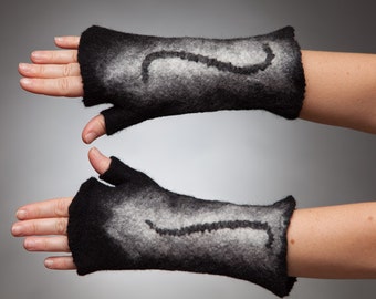 Black Line Felted Mittens