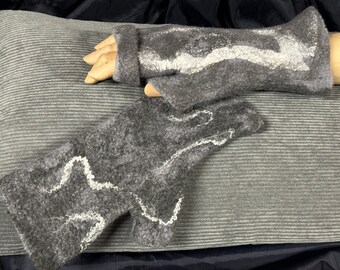 Grey black fingerless Felted Mittens