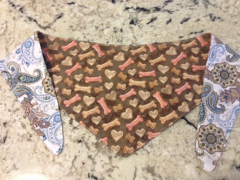 XSmallSmallMediumLargeXLarge Tie-on Dog Bandana in Blue Brown Paisley and Dog Biscuit