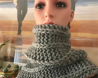 ' Bright Sky ' neck