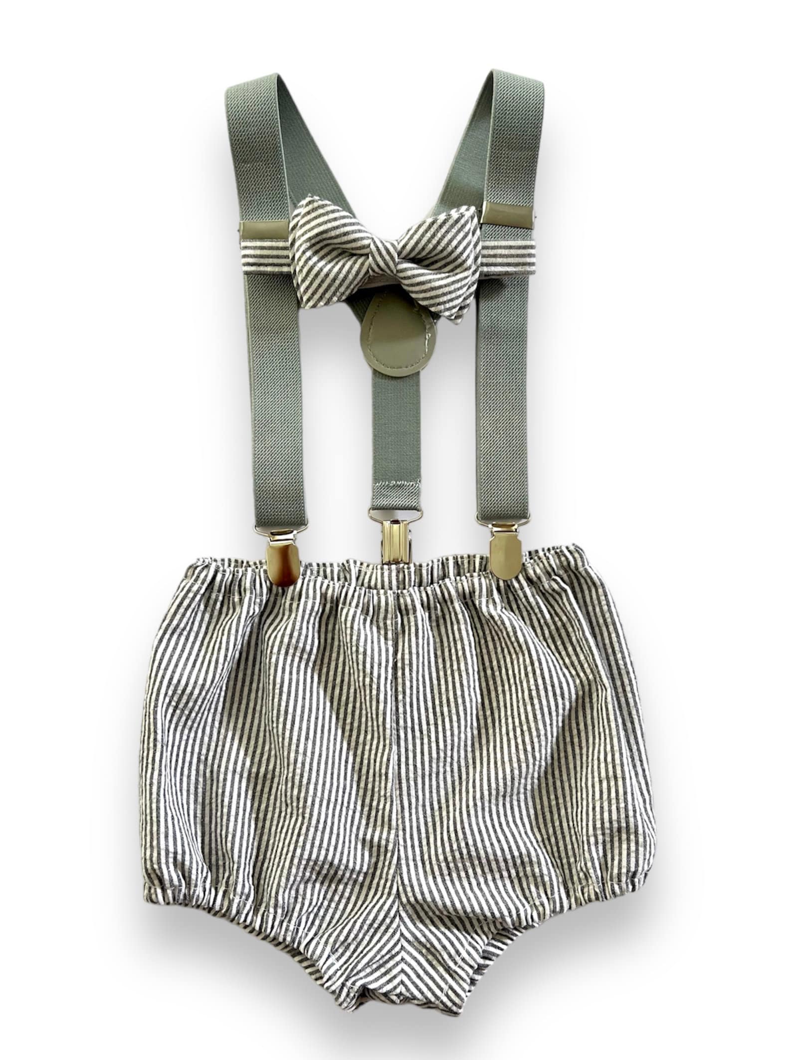 Baby Boys First Birthday Outfit. Grey Cake Smash Outfit. Baby Grey Bloomers Suspenders Bow Tie Outfit. Etsy Canada
