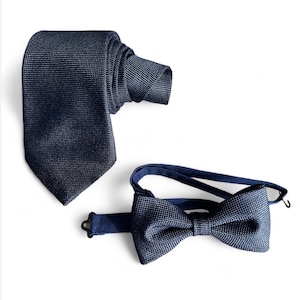 Navy Blue Linen Burlap Bow Tie. Kids/Adults. Burlap Wedding Bow Tie. Groomsmen Bowtie. Best men bowtie.