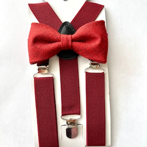 Burgundy/Maroon Burlap Bowtie/Suspenders Set. Burgundy Bow Tie Set!