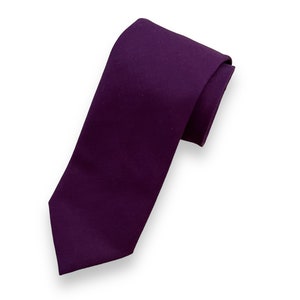 Eggplant Purple Necktie. Amethyst Purple  NeckTie. Plum Purple Necktie, Bowtie Adults.
