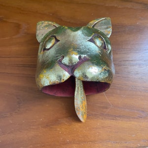 Vintage Golden Wood Cat Head Bell