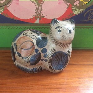 Large Tonala Cat