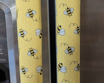 Refrigerator door handle covers (set of 2)/15.5" long/kitchen décor/bee theme/honey bees