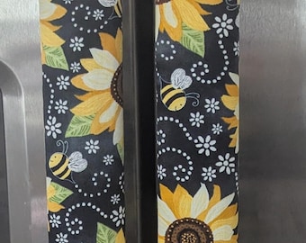 Sunflowers and Bee refrigerator handle covers (set of 3)/length 15.5"/bee theme/honey bees