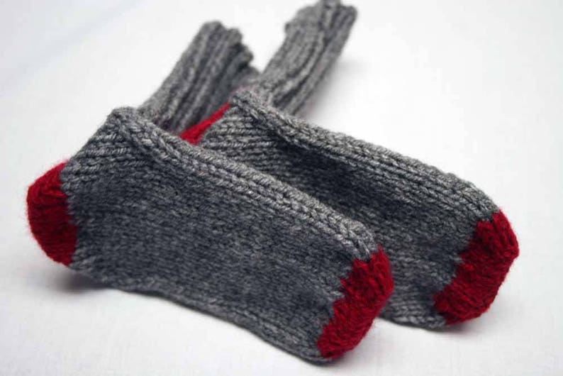 Red Grey Children Slipper Sock 2-4 Year Old Socks Stay on Sock Slippers Knit Socks Toddler Socks Child Socks Gray Sock Red Socks Red Heel