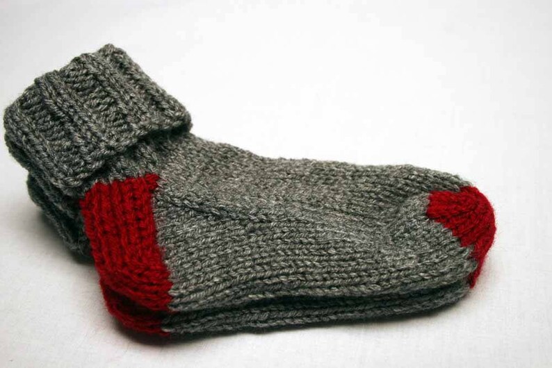 Red Grey Children Slipper Sock 2-4 Year Old Socks Stay on Sock Slippers Knit Socks Toddler Socks Child Socks Gray Sock Red Socks Red Heel