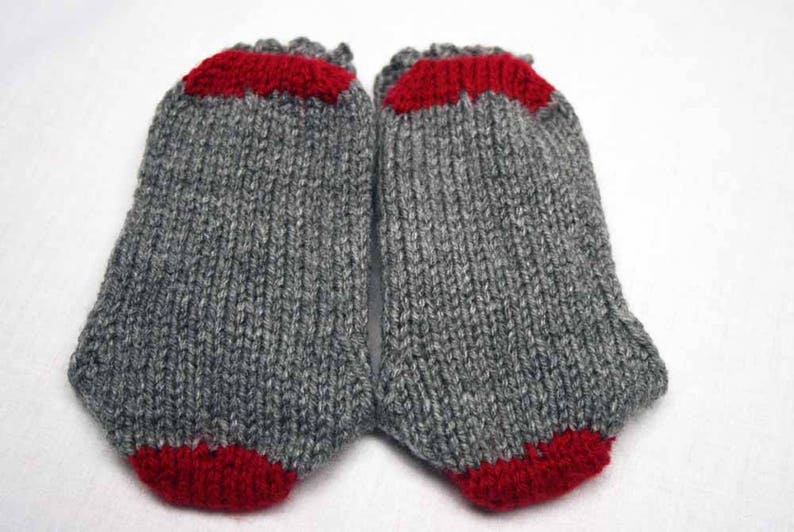 Red Grey Children Slipper Sock 2-4 Year Old Socks Stay on Sock Slippers Knit Socks Toddler Socks Child Socks Gray Sock Red Socks Red Heel