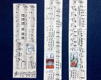 Drei Lesezeichen, Vintage Musiknoten (1920er Jahre) mit vintage Briefmarken, laminiert